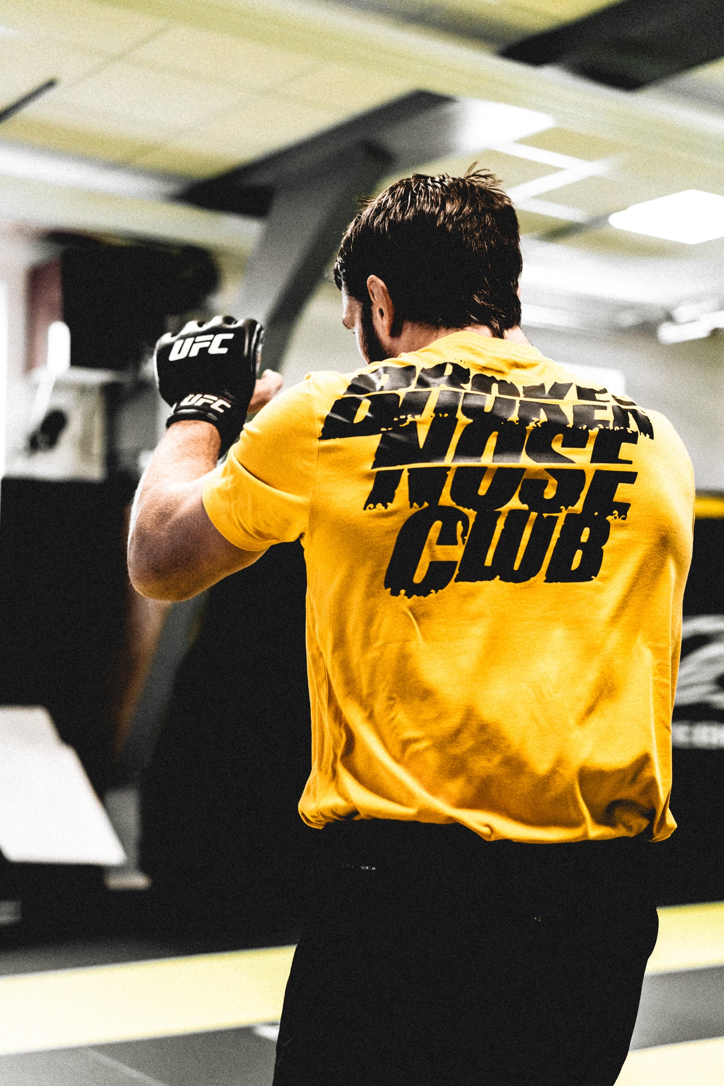 Broken Nose Club T-Shirt Gelb