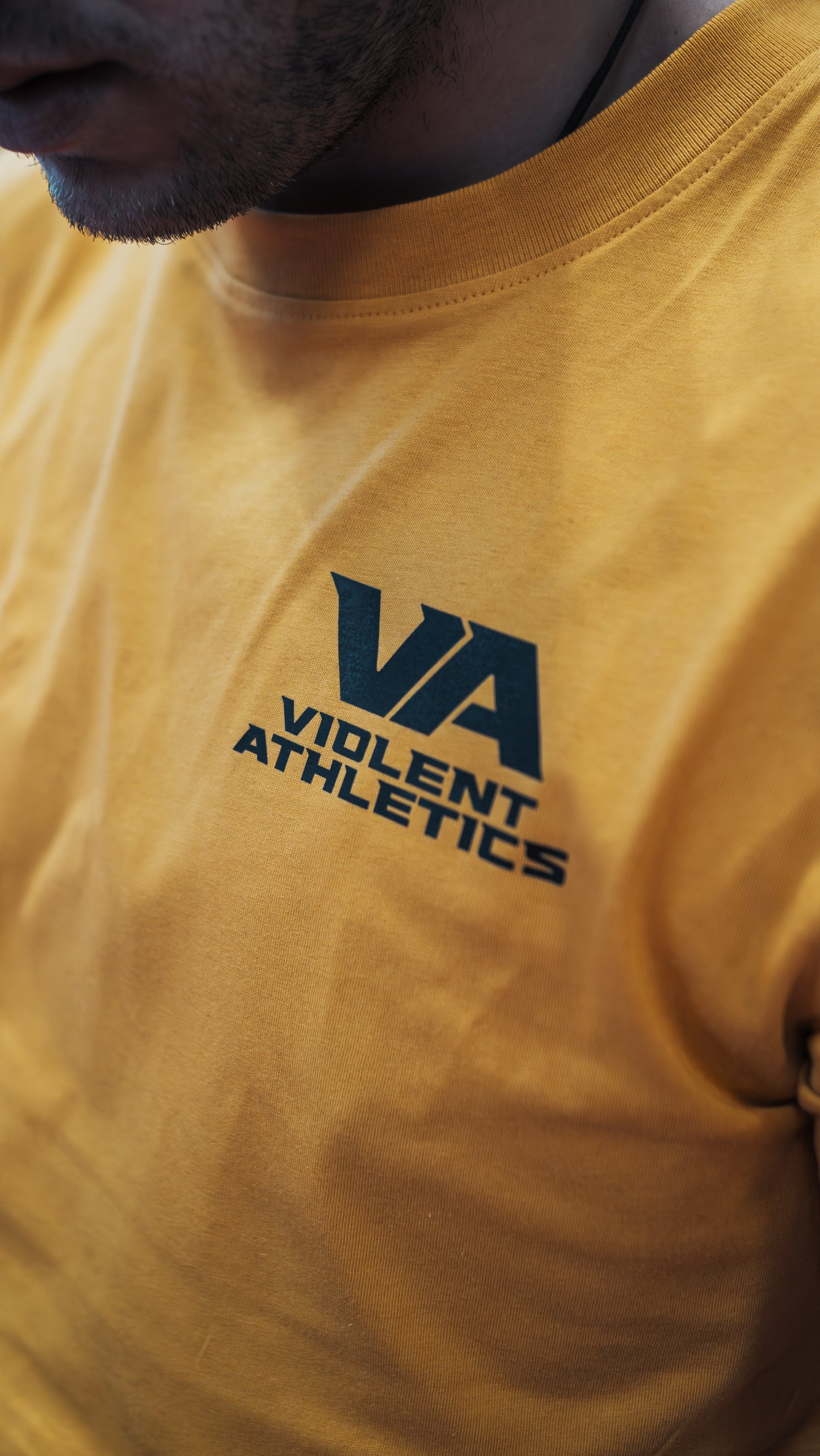 Broken Nose Club T-Shirt Gelb